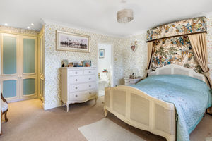 Photo 19- click for photo gallery